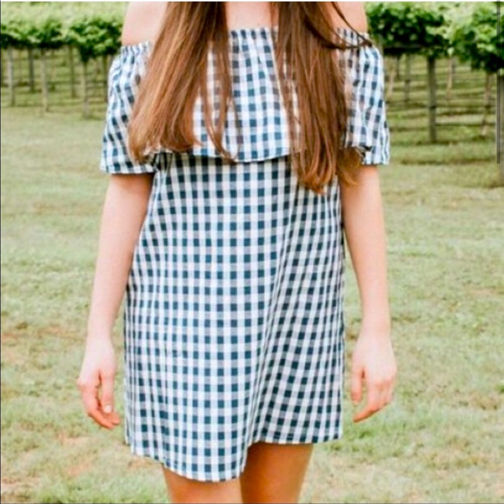 A.ok coevolution black white off shoulder dress